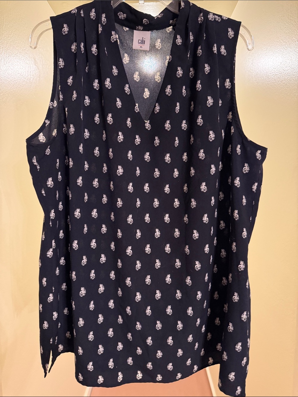 CAbi Navy Sleeveless V-Neck Top with White Paisley Print Size XL